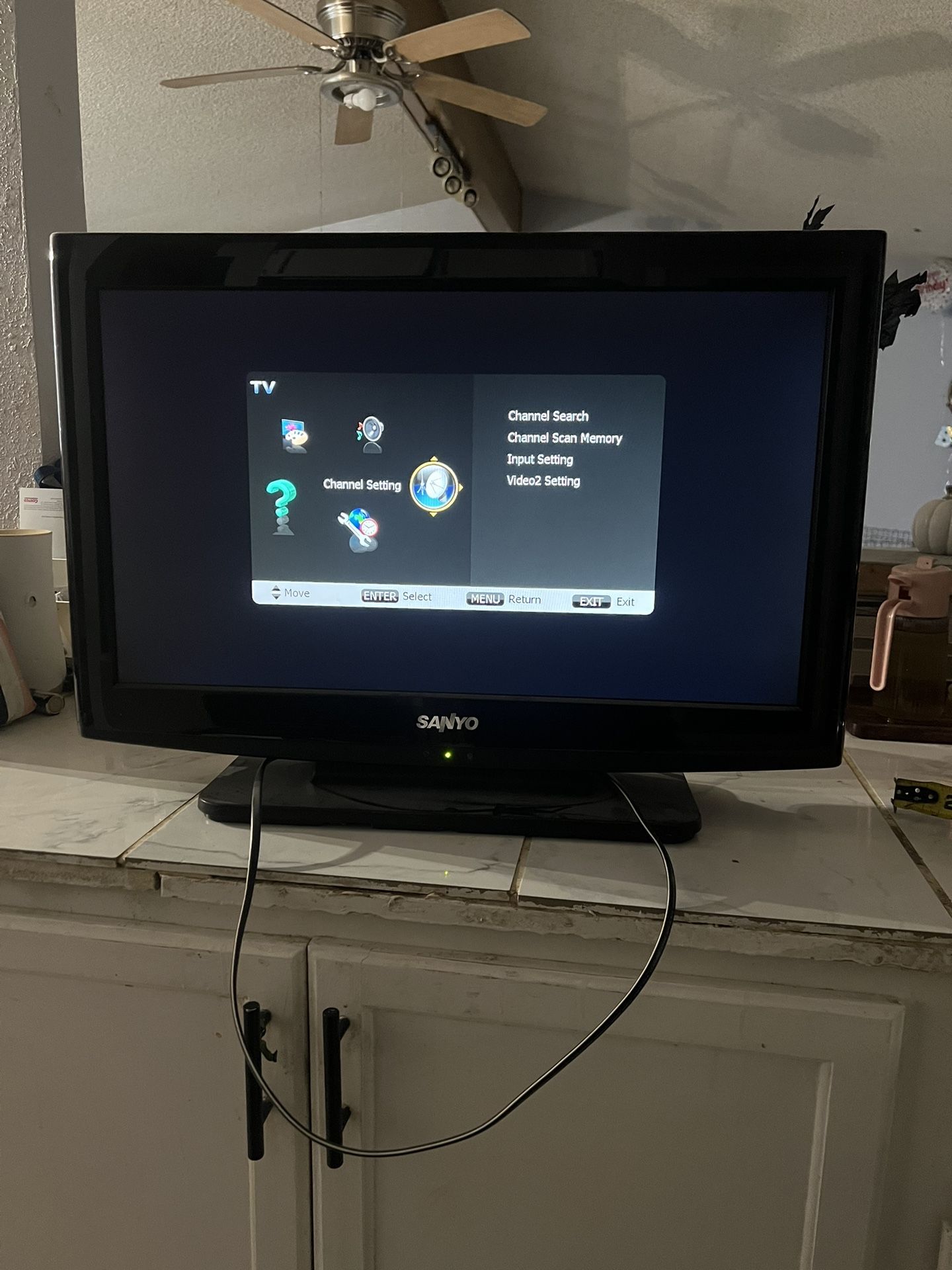 Sanyo Small Tv