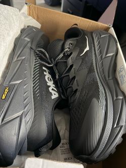 Hoka 11D shoes black