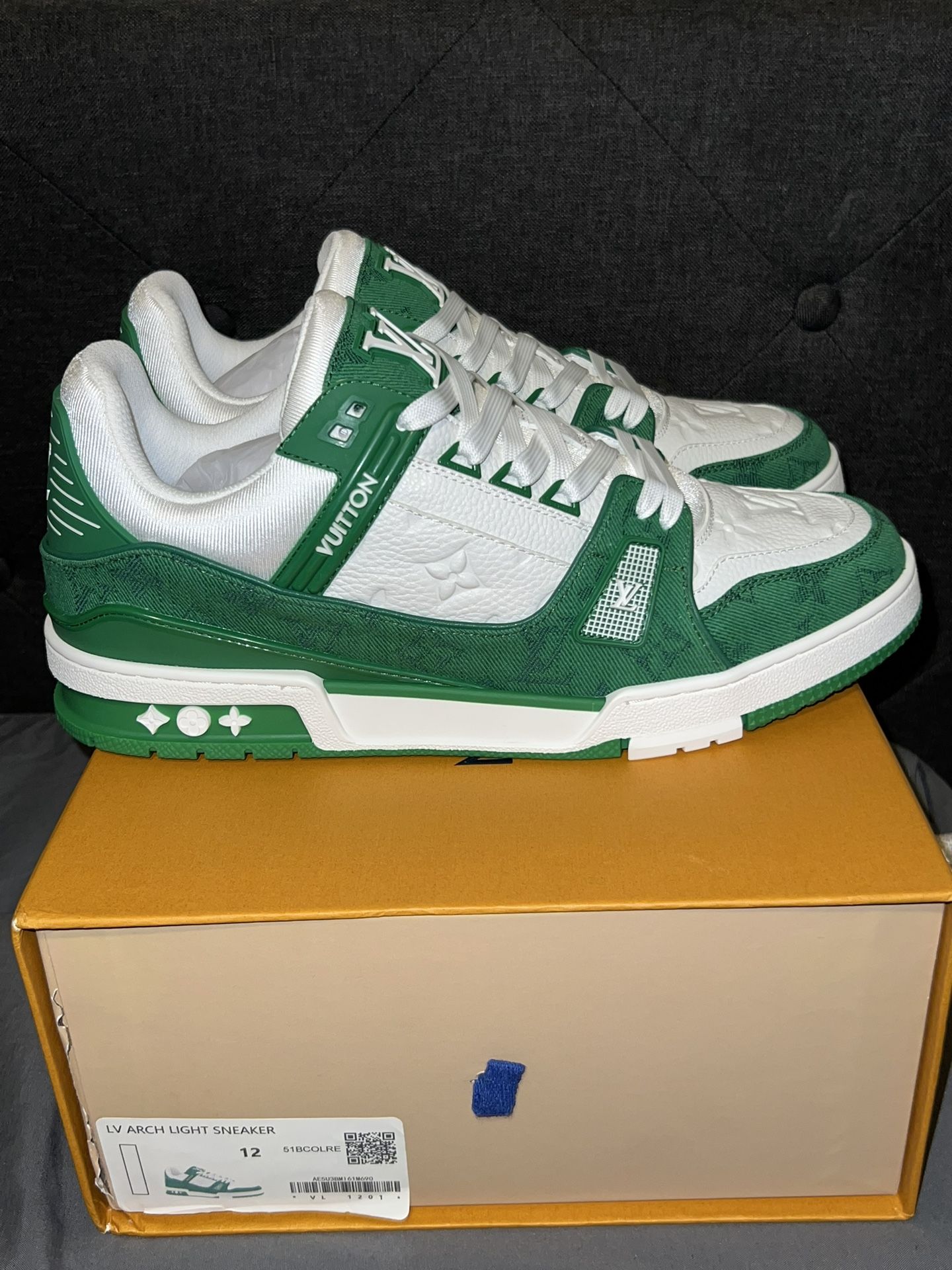 LV Men’s Trainer Green Size 12 New With Box Jordan