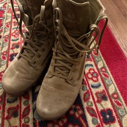 Garmont T8 Defense - 11.5W - LIKE NEW