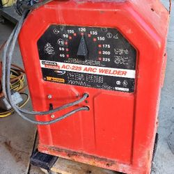 Lincoln  Electric AC-225 Arc Welder