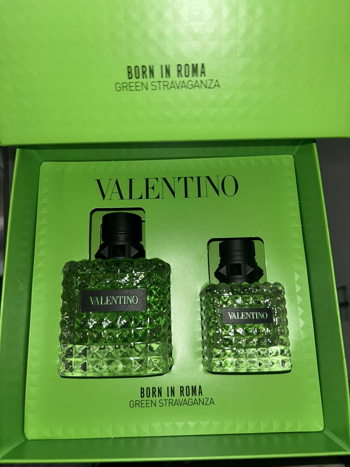 Valentino Born In Roma Donna Green