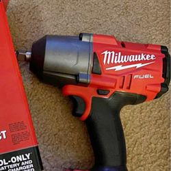 Milwaukee  IMPACT 1400 1/2