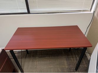 Wood table (47”)