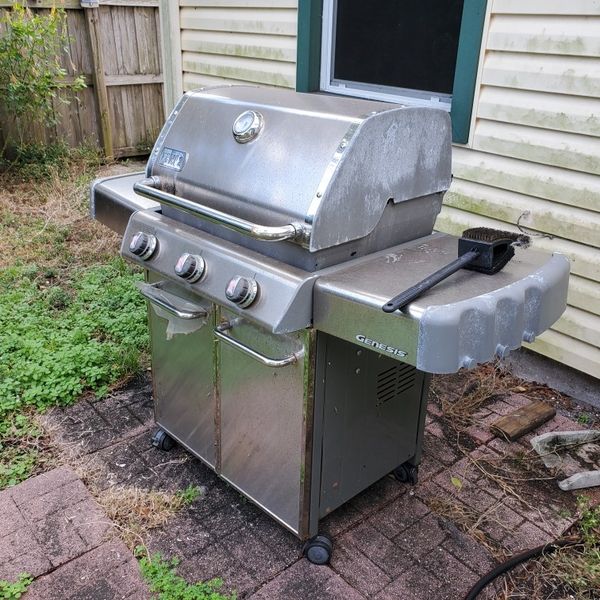 Free Working Grill (Propane Tank Not Included) for Sale in Lake Worth, FL OfferUp