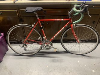Road Bike- KHS Flite 300