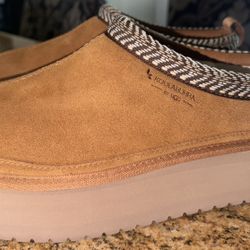 Koolaburra by UGG Women's Burree Platform Slipper