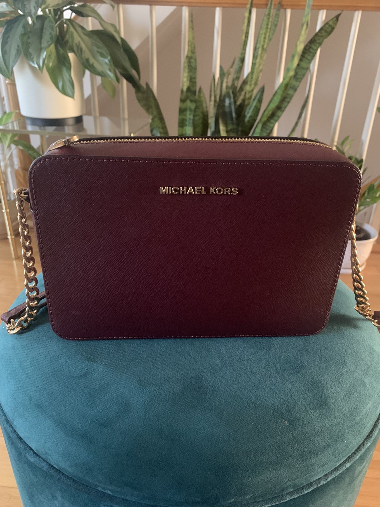 Michaels Kors Crossbody bag