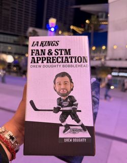 Drew Doughty Bobblehead 