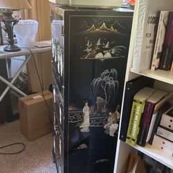 Vintage Black Lacquer Chinese Chinoiserie Faux Mother of Pearl Soapstone Nightstand Side Table Cabinet Pair Hand Painted