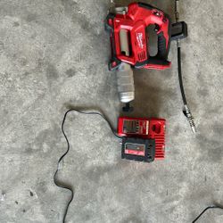 Milwaukee Battery Operated Grease Gun