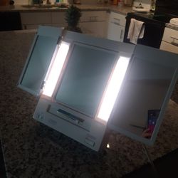 JERDON LIGHT MIRROR 