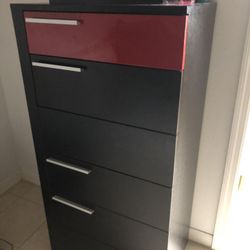 2 Heavy Duty Chest of Drawers With 2 Dressers 