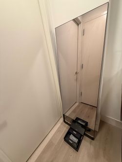 Lululemon Studio Mirror