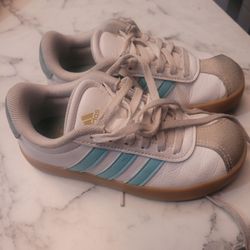 Girls Sneakers Size 12