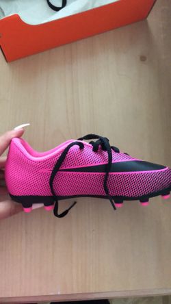 Girls cleats