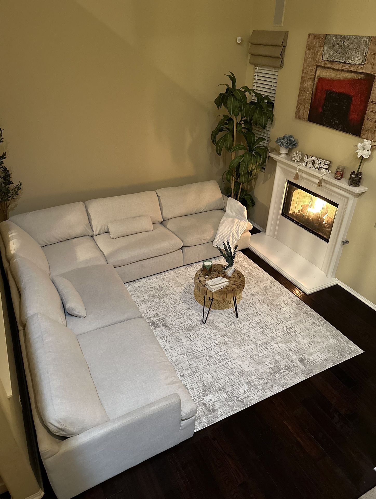 Ashley Furniture Modular Sectional – FREE DELIVERY