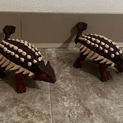 10 In. Jurassic World Rebirth Ankylosaurus Dinosaur Toy With Sound. Used