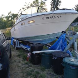 26 Foot Sea Ray Cuddy Cabin