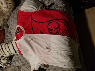 Signed Bucs shirt