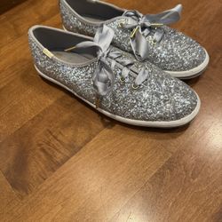 Woman’s Kate spade Keds Sneakers Shipping Available 