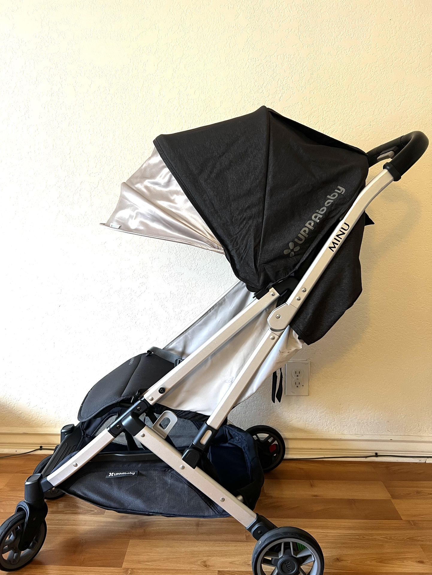 UPPAbaby Minu V2 Travel Stroller
