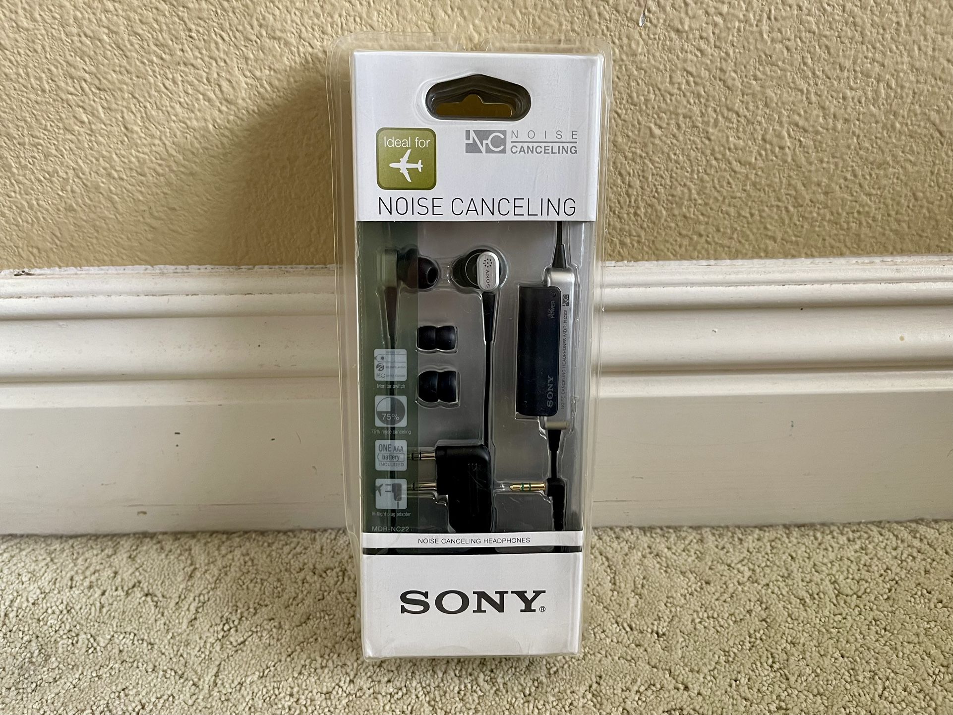 Sony MDR-NC22 - Noise-Cancelling In-Ear Stereo Headphones (Black)