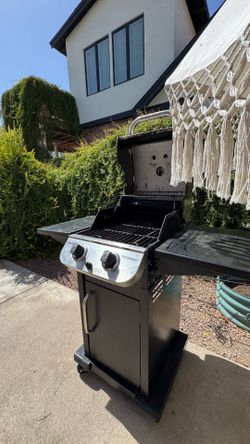 Charbroil 2‑Burner Gas Grill