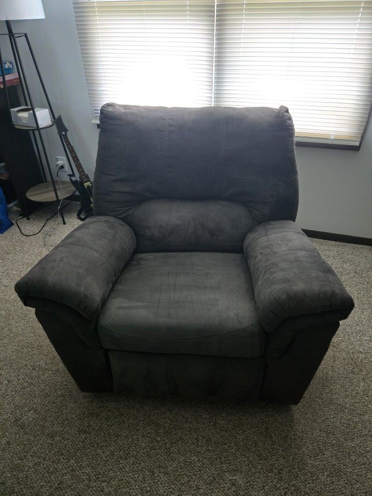 Ashley Recliner