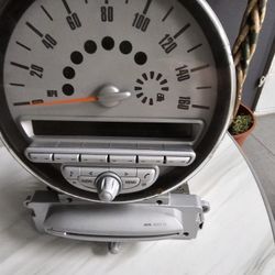 MINI COOPER SPEEDOMETER CLUSTER CD RADIO