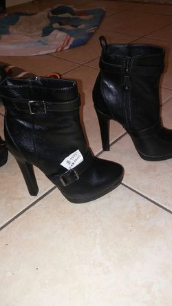 Vera wang designer boots
