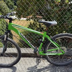 Mountain Bike 26 - Specialized