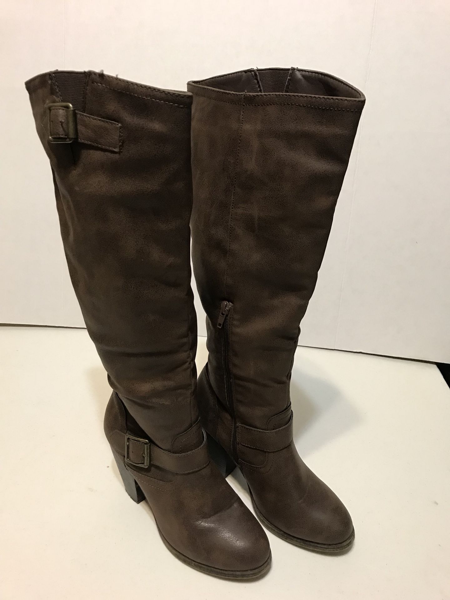 Ladies women’s boots knee high size 7 brown