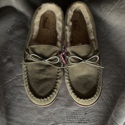 Men’s Sleepers Size 14