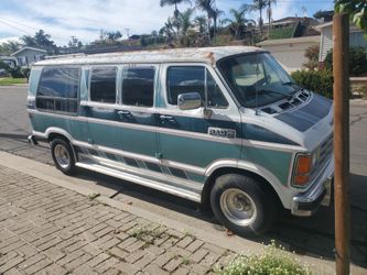 1990 Dodge Ram Van