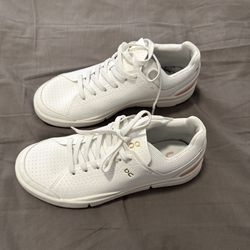 On The Roger Centre Court Sneakers - Sz 8