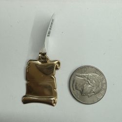 18k Charm