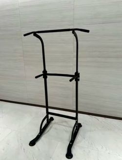 (PENDING PICKUP) Freestanding Pull-up/Dip Station