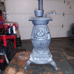 Antique Cast Iron Stoves