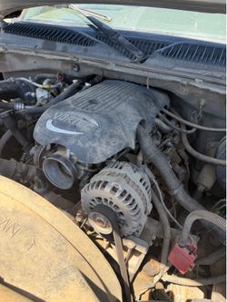 5.3  LS Chevrolet vortex engine