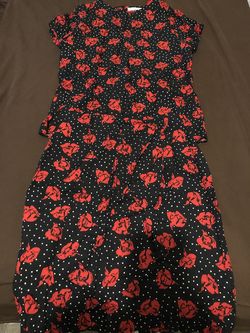 Women’s Clothes (Size 12)