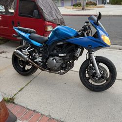 2008 Suzuki sv650 clean title current tags
