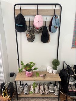 Shoe rack with hooks