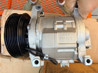 AC Compressor - Multi-Groove Serpentine Clutch - Universal Fit