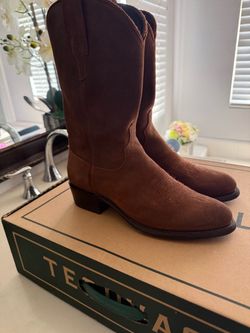 Tecovas 8D