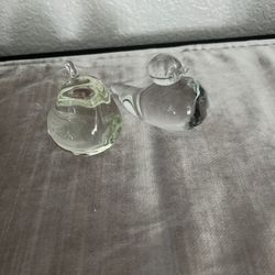 Small glass table bird & pear