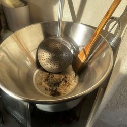 Cazo Para Carnitas Con Espátula de madera y espumadera para carnitas