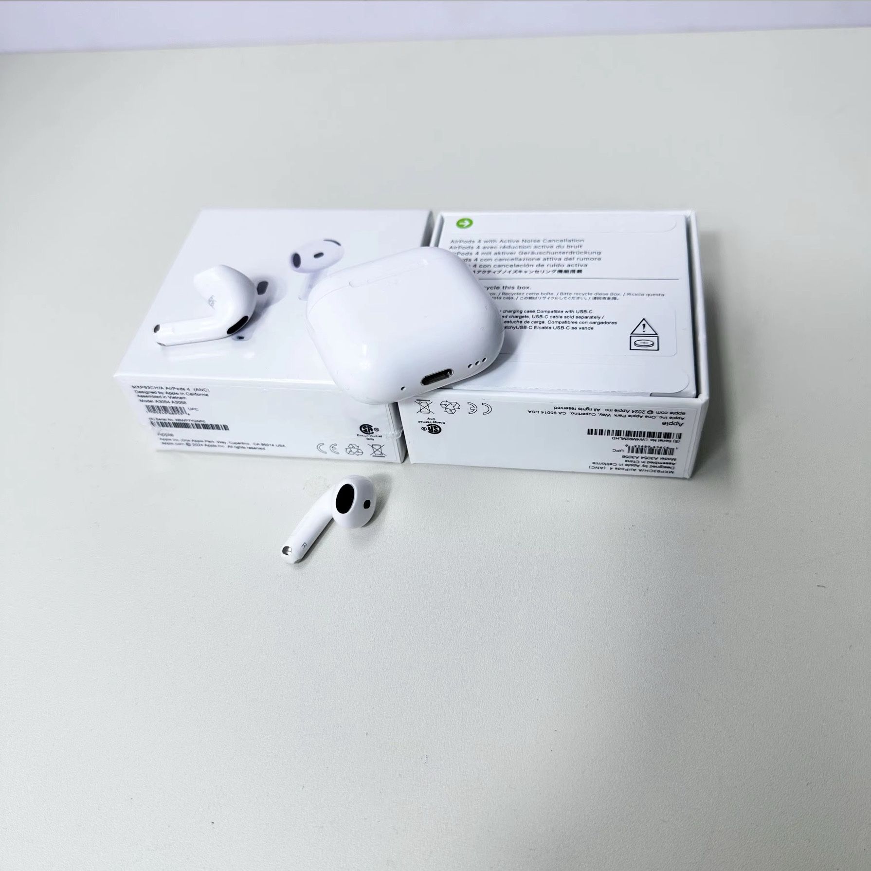 AirPod Gen 4
