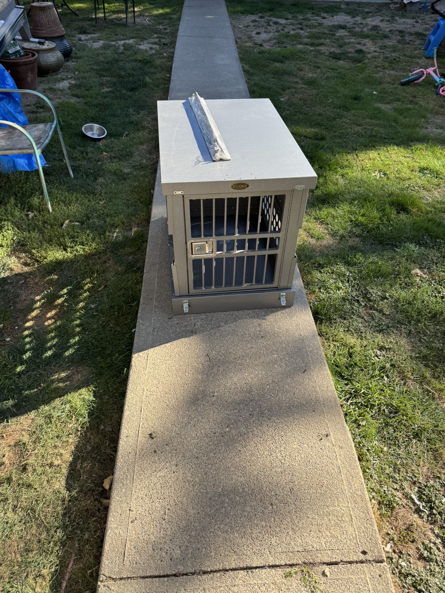 Zinger Sportsman’s Dog Kennel  Airline Approve