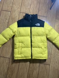 North Face 700 Jacket  Medium Size 
